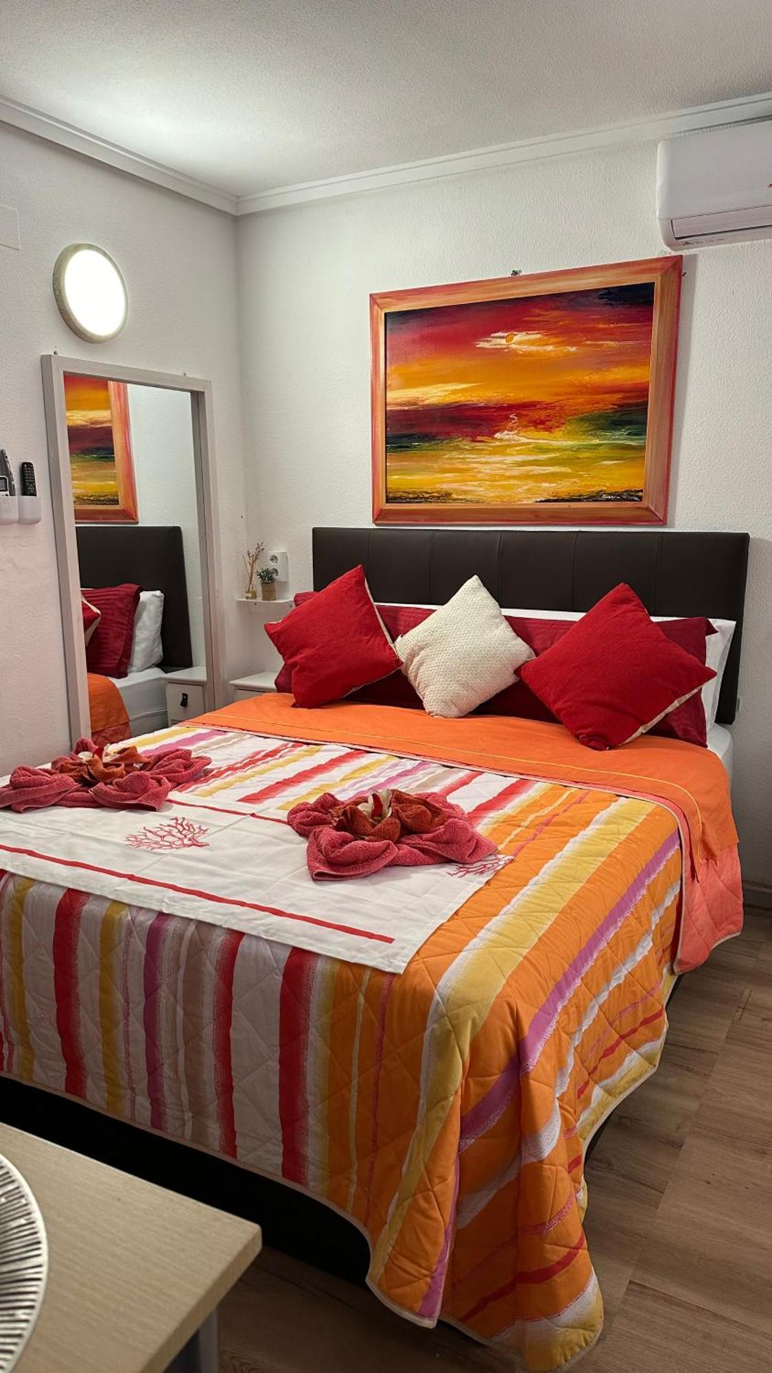 Alicante Postiguet Studios Εξωτερικό φωτογραφία
