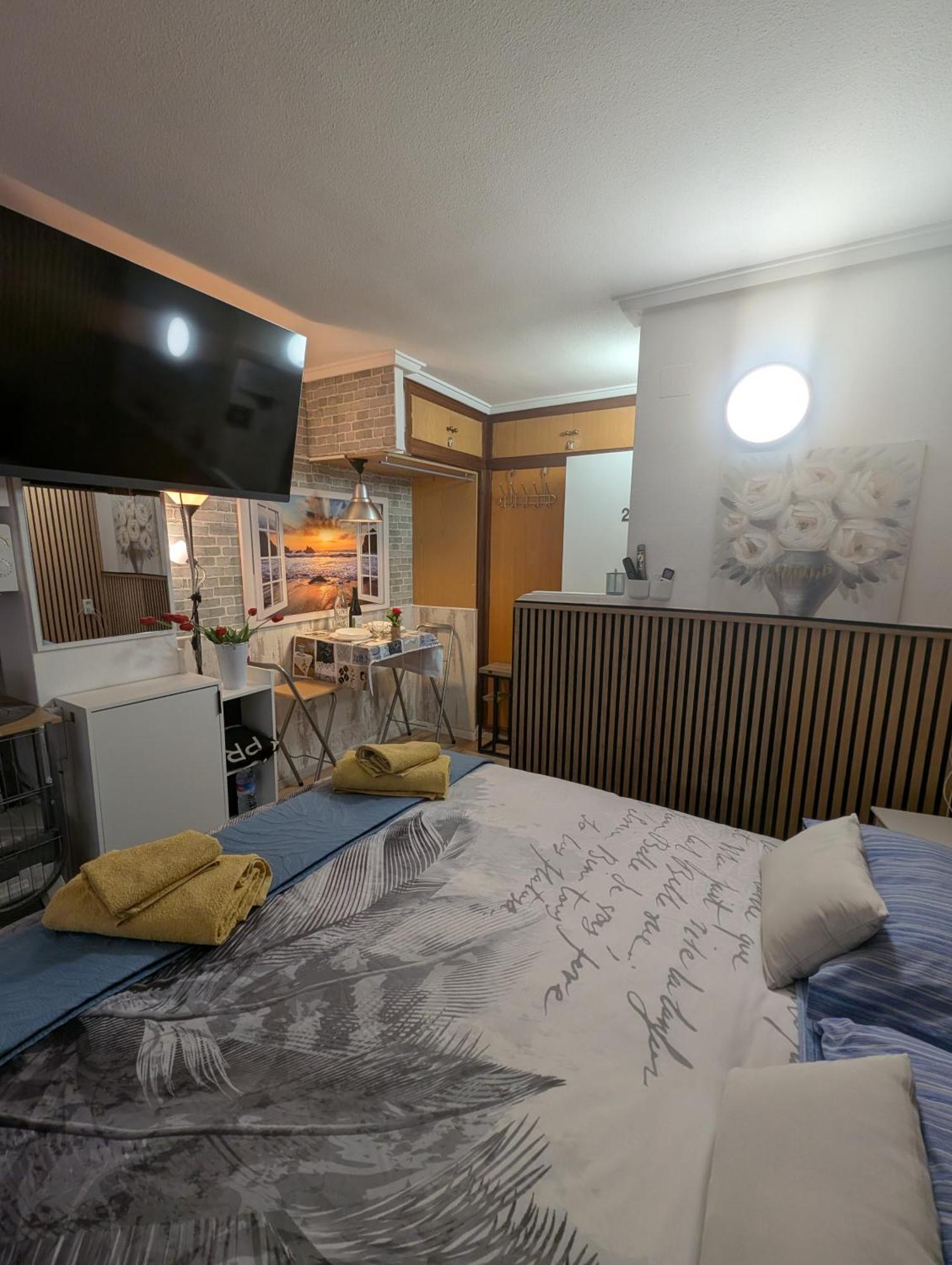 Alicante Postiguet Studios Εξωτερικό φωτογραφία
